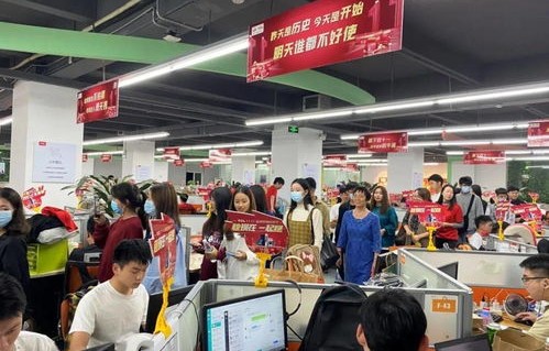 电子商务专业去摆摊可以吗