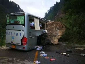 阿坝车祸家属称事发前还收到风景照